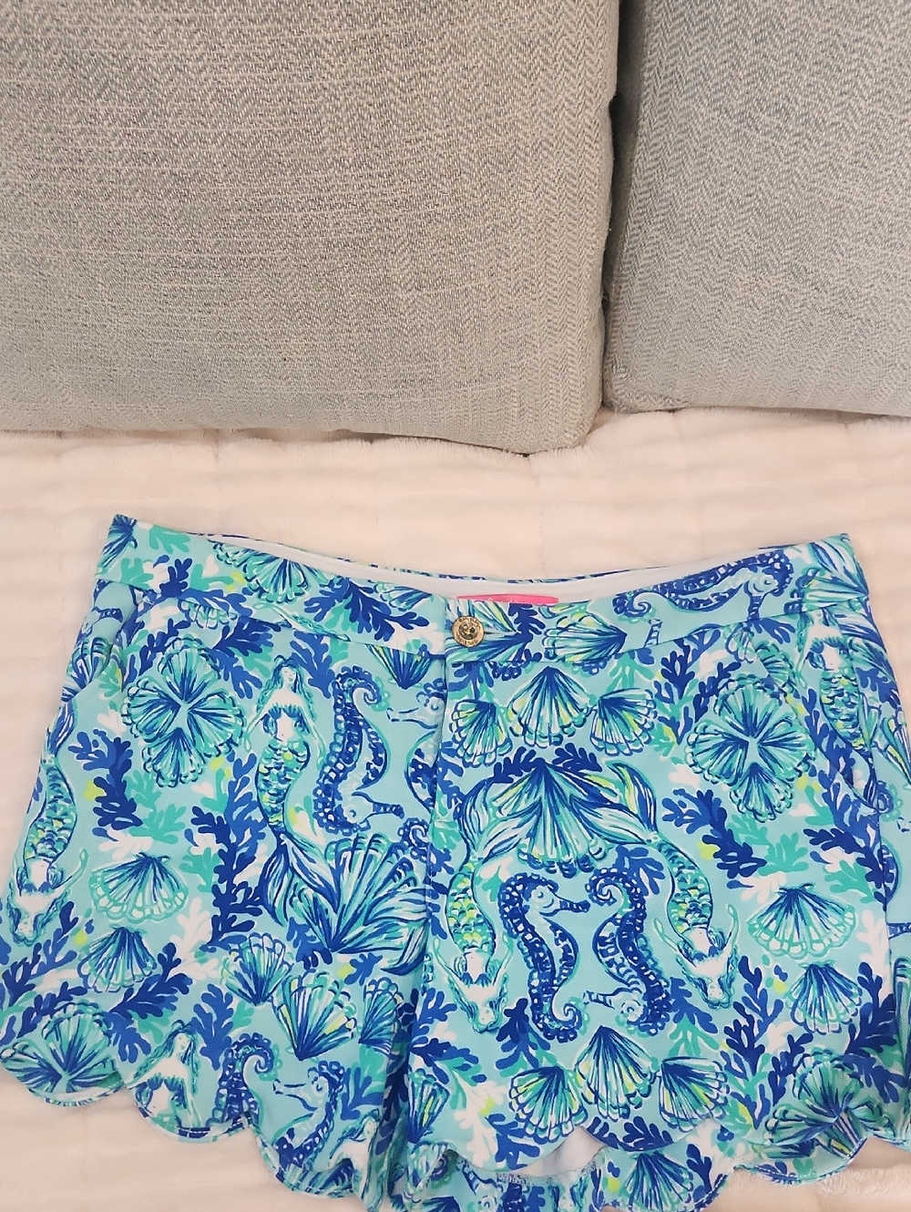 Lilly Pulitzer Seahorse & Shell Scallop-Hem Shorts - Blue/Turquoise